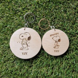 내 이니셜 새겨진 스누피 네임텍